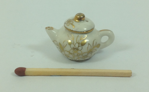 Gold pattern teapot (T9)